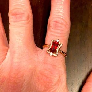 2/$15 Fragrant Jewels ring 💍 💎